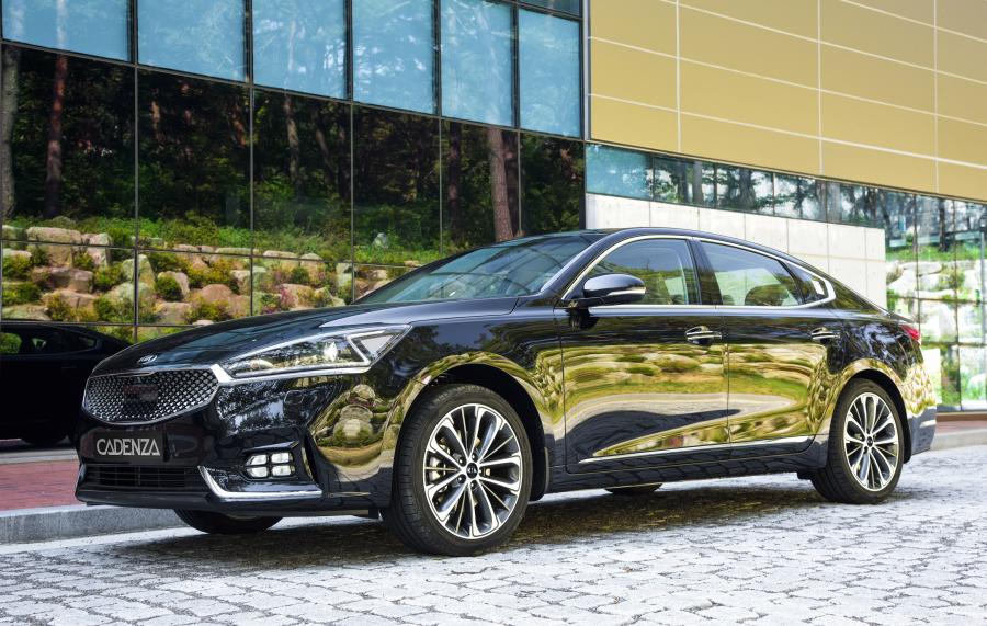  Kia Cadenza 2016 года  (фото 11 из 24)